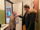 Волонтеры доставили «Крещенскую воду» на дом пожилым самарцам