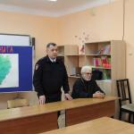 Полицейские и общественники Самарской области провели экскурсию для школьников в территориальном отделе полиции