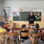 Полицейские провели цикл профилактических бесед со школьниками
