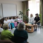 Полицейские и общественники провели встречу с сотрудниками реабилитационного центра