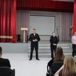 Полицейские и общественники организовали встречу в рамках акции «Студенческий десант» для старшеклассников школы Подбельска.