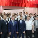 Похвистневские полицейские и общественники приняли участие в церемонии вручения первых паспортов подросткам. 