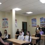 В городе Похвистнево полицейские и представители Общественного совета провели профориентационную беседу для школьников. 